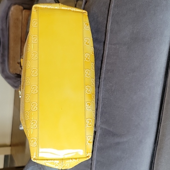 Gucci Vintage Yellow Patent leather tote – EUC - Picture 7 of 11